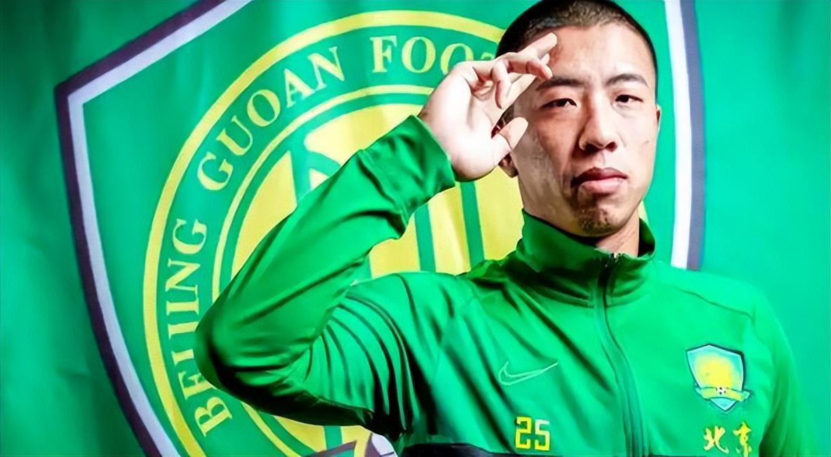 九游游戏中心-28岁国足昔日希望之星宣布退役，直言：踢球不快乐，不想踢了